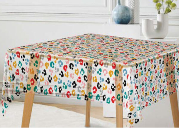 Pöydän suojakalvo kuviollinen, leveys 140 cm